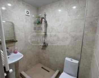 Apartments For Rent two-room 50м² 3/5 floor Tbilisi