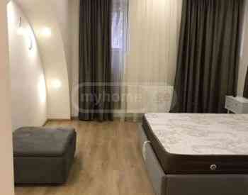 ქირავდება 2 ოთახიანი ბინა 55მ² 1/3 სართ თბილისი