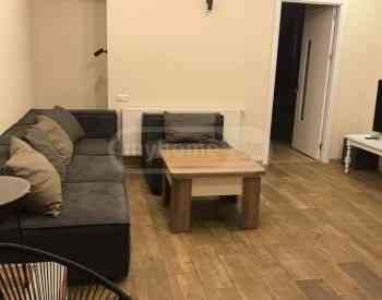 ქირავდება 2 ოთახიანი ბინა 55მ² 1/3 სართ თბილისი