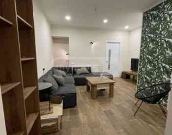 ქირავდება 2 ოთახიანი ბინა 55მ² 1/3 სართ თბილისი