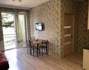 Сдам 2-комн. квартиру 42м² 4/8 эт. Тбилиси