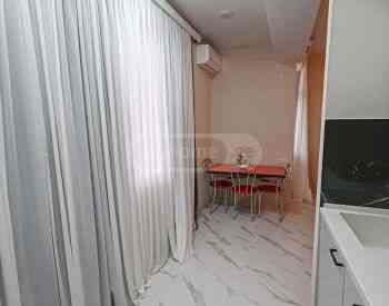 ქირავდება 2 ოთახიანი ბინა 60მ² 14/18 სართ თბილისი