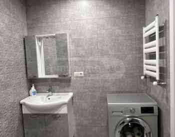 ქირავდება 2 ოთახიანი ბინა 70მ² 8/13 სართ თბილისი