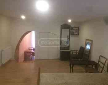 ქირავდება 2 ოთახიანი ბინა 60მ² 2/2 სართ თბილისი