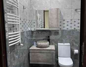 Сдам 3-комн. квартиру 65м² 3/8 эт. Тбилиси