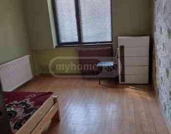 ქირავდება 2 ოთახიანი ბინა 60მ² 5/6 სართ თბილისი