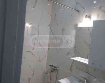 ქირავდება 2 ოთახიანი ბინა 40მ² 3/11 სართ თბილისი