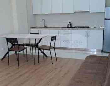 ქირავდება 2 ოთახიანი ბინა 69მ² 5/7 სართ თბილისი