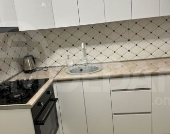 ქირავდება 2 ოთახიანი ბინა 42მ² 10/10 სართ თბილისი - photo 9