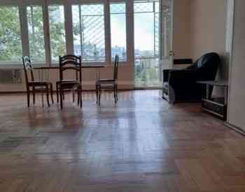 Сдам 3-комн. квартиру 92м² 4/8 эт. Тбилиси