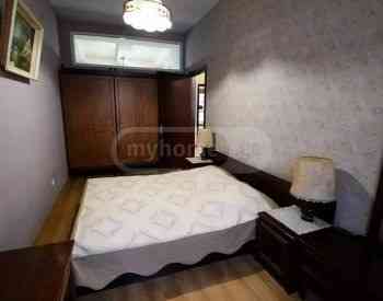 ქირავდება 2 ოთახიანი ბინა 60მ² 2/6 სართ თბილისი