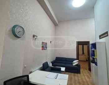 Сдам 3-комн. квартиру 70м² 1/30 эт. Тбилиси