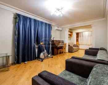 Сдам 3-комн. квартиру 80м² 6/9 эт. Тбилиси