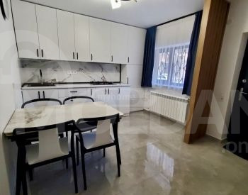 Сдам 3-комн. квартиру 75м² 1/3 эт. Тбилиси - изображение 1