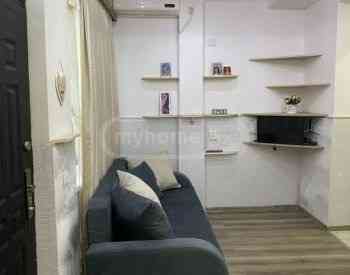 ქირავდება 2 ოთახიანი ბინა 30მ² 1/3 სართ თბილისი