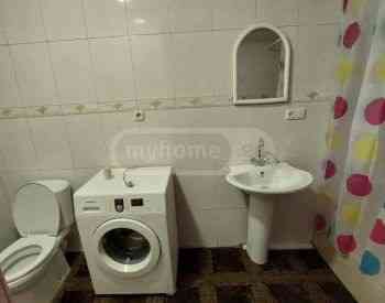 Сдам 3-комн. квартиру 100м² 2/9 эт. Тбилиси