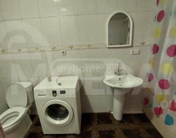 Сдам 3-комн. квартиру 100м² 2/9 эт. Тбилиси - изображение 4