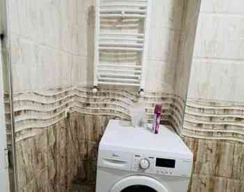 ქირავდება 2 ოთახიანი ბინა 50მ² 12/15 სართ თბილისი