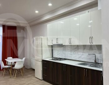 Сдам 3-комн. квартиру 90м² 4/5 эт. Тбилиси - изображение 1