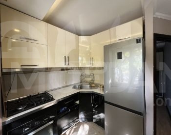 ქირავდება 4 ოთახიანი ბინა 75მ² 1/9 სართ თბილისი - photo 1