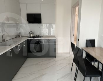 Сдам 3-комн. квартиру 107м² 3/18 эт. Тбилиси - изображение 1