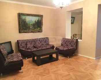 Сдам 3-комн. квартиру 120м² 5/5 эт. Тбилиси