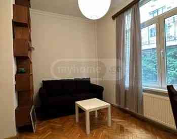 Сдам 3-комн. квартиру 96м² 2/5 эт. Тбилиси