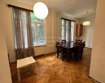 Сдам 3-комн. квартиру 96м² 2/5 эт. Тбилиси