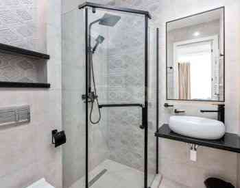 ქირავდება 4 ოთახიანი ბინა 140მ² 8/9 სართ თბილისი