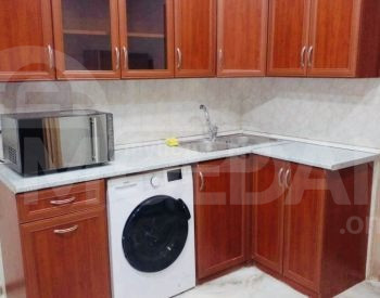 Сдам 2-комн. квартиру 60м² 1/1 эт. Тбилиси - изображение 1