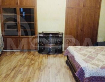 Сдам 2-комн. квартиру 60м² 1/1 эт. Тбилиси - изображение 2