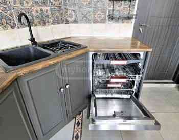 Сдам 3-комн. квартиру 125м² 2/3 эт. Тбилиси