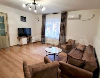 Сдам 3-комн. квартиру 75м² 1/3 эт. Тбилиси - изображение 2