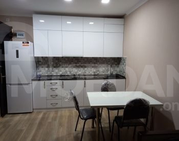 ქირავდება 2 ოთახიანი ბინა 41მ² 11/13 სართ თბილისი - photo 1