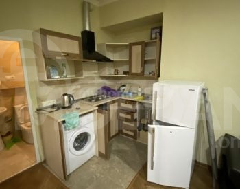 ქირავდება 2 ოთახიანი ბინა 45მ² 1/2 სართ თბილისი - photo 1