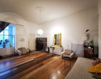 ქირავდება 1 ოთახიანი ბინა 98მ² 1/4 სართ თბილისი - photo 1