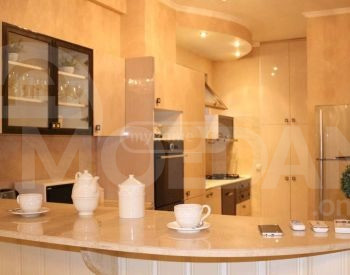 Сдам 3-комн. квартиру 150м² 2/6 эт. Тбилиси - изображение 3