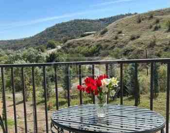 Сдам 3-комн. квартиру 94м² 2/4 эт. Тбилиси