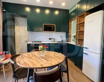 Сдам 3-комн. квартиру 94м² 2/4 эт. Тбилиси - изображение 1