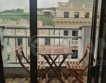 ქირავდება 2 ოთახიანი ბინა 66მ² 5/5 სართ თბილისი - photo 9