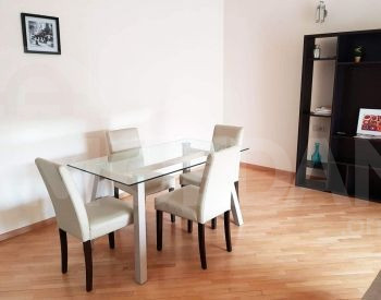 ქირავდება 2 ოთახიანი ბინა 66მ² 5/5 სართ თბილისი - photo 8