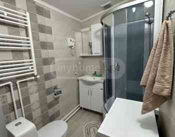 Сдам 2-комн. квартиру 40м² 3/3 эт. Тбилиси