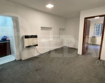 Apartments For Rent three-room 80м² 2/2 floor Tbilisi - photo 4