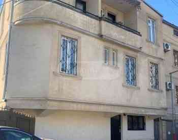 Apartments For Rent three-room 75м² 1/3 floor Tbilisi