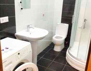 ქირავდება 2 ოთახიანი ბინა 45მ² 6/9 სართ თბილისი