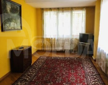 Apartments For Rent three-room 70м² 2/5 floor Tbilisi - photo 1