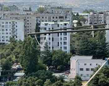 ქირავდება 2 ოთახიანი ბინა 45მ² 4/8 სართ თბილისი