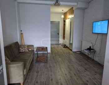 ქირავდება 2 ოთახიანი ბინა 55მ² 9/16 სართ თბილისი