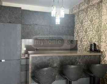 ქირავდება 2 ოთახიანი ბინა 49მ² 10/15 სართ თბილისი