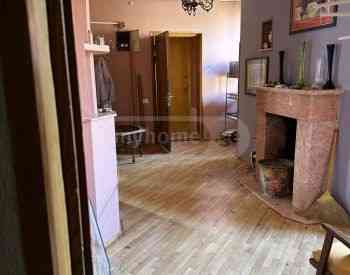 Apartments For Rent three-room 80м² 13/14 floor Tbilisi